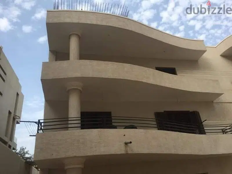 فيلا للبيع في التجمع الخامس في النرجس